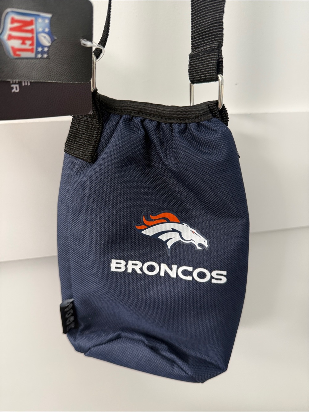 Denver Broncos official NFL stadium/game day water bottle pouch